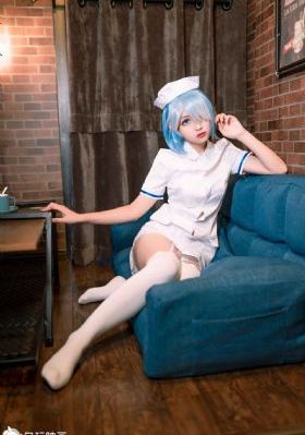 小yin娃的浪荡生活h男男视频